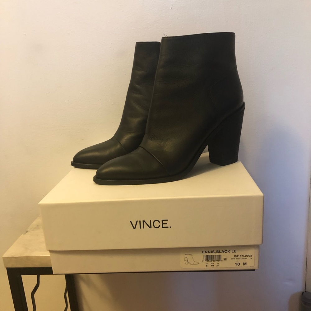 NEW Vince Black Leather Ennis Boot Size 10
